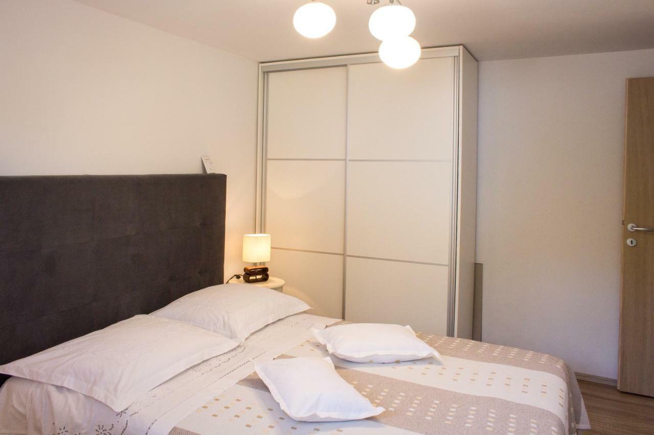 Apartment Verica In Duce - 20 Meters From The Beach 杜基拉特 外观 照片