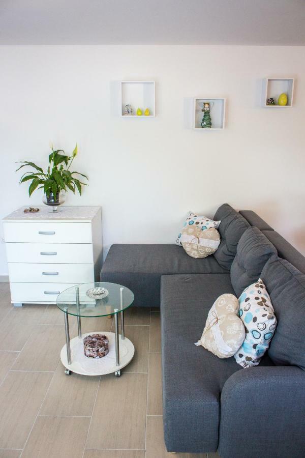 Apartment Verica In Duce - 20 Meters From The Beach 杜基拉特 外观 照片